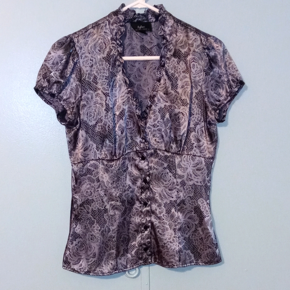 Byline Button‎ Up Dress Blouse with Ruffling Silver Flowers Size Large